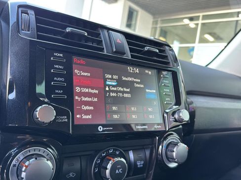 Used 2022 Toyota 4Runner TRD Off-Road image 21