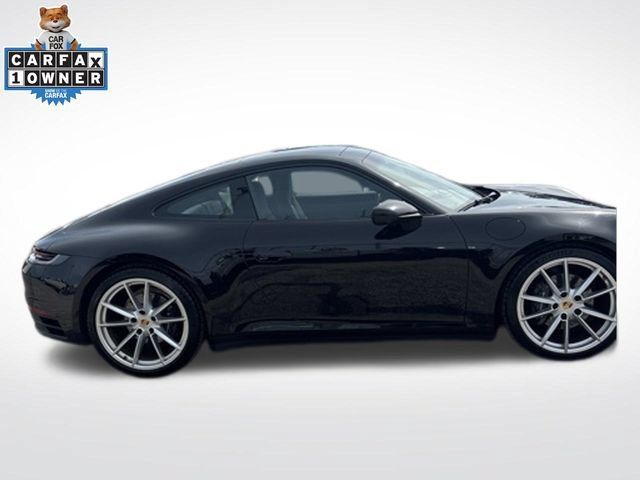 Used 2024 Porsche 911 Carrera 4 AWD/4WD image 8