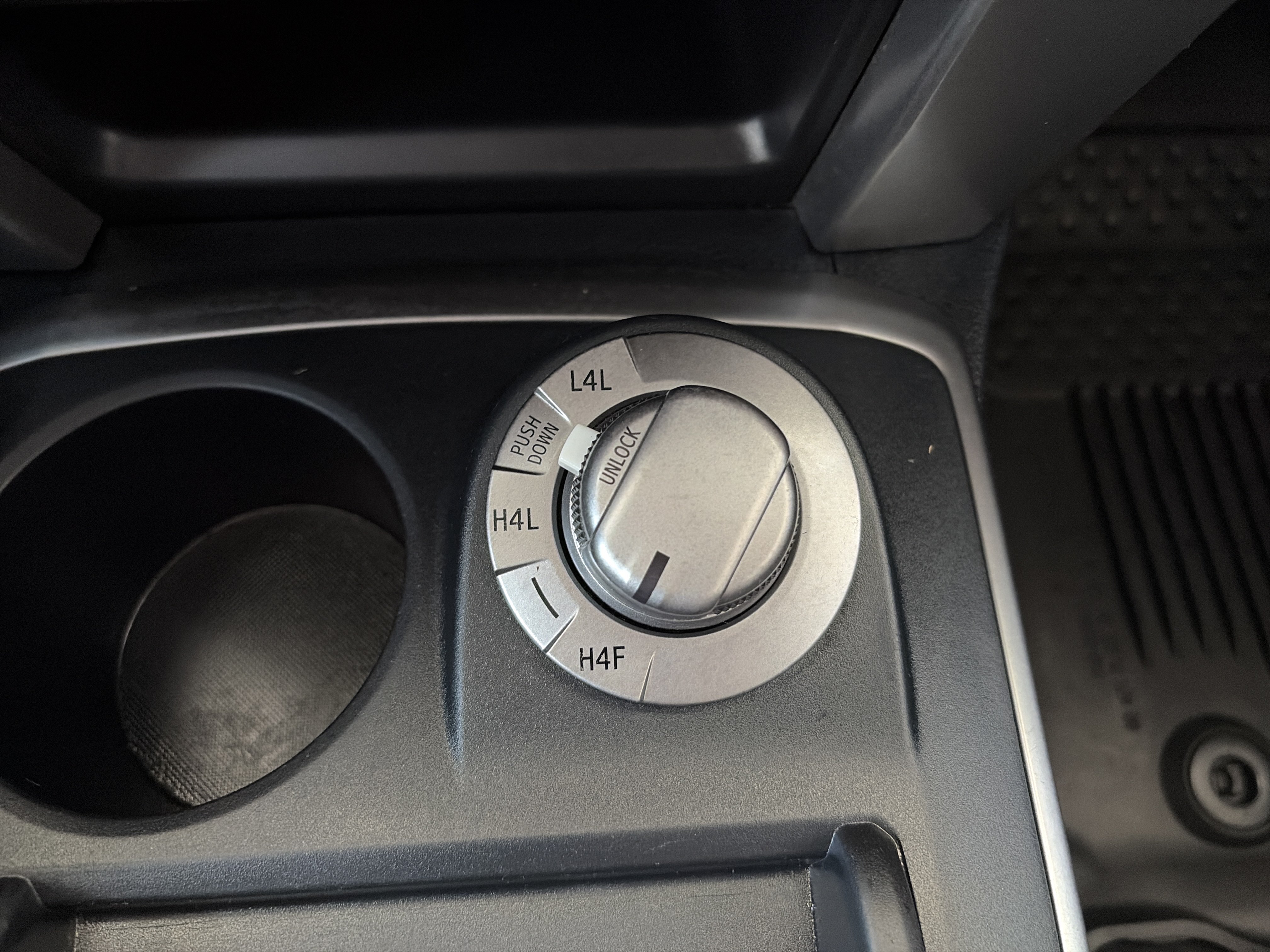 Used 2019 Toyota 4Runner Limited AWD/4WD image 23
