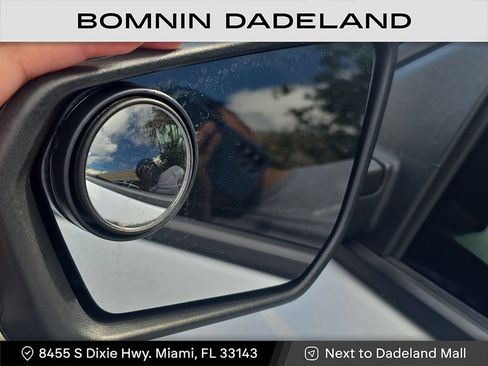 Used 2022 Chevrolet Equinox LS image 12