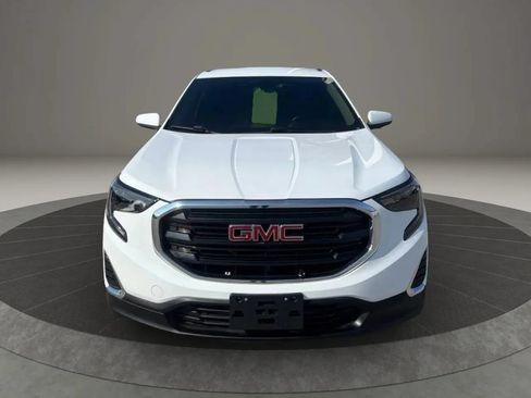 Used 2018 GMC Terrain SLE w/ Driver Convenience Package FWD image 2