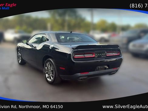 Used 2017 Dodge Challenger GT w/ Driver Convenience Group AWD/4WD image 3