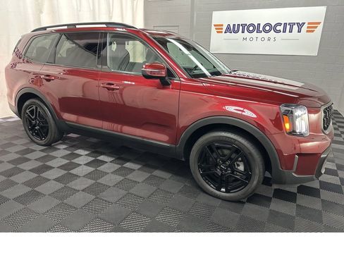 Used 2023 Kia Telluride EX X-Line image 2