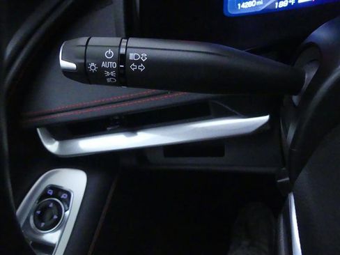 Used 2023 Chevrolet Corvette Stingray Convertible w/ 1LT image 16