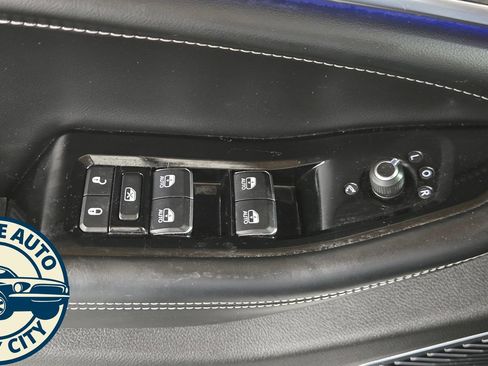 Used 2021 Jeep Grand Cherokee L Overland w/ Luxury Tech Group IV AWD/4WD image 23