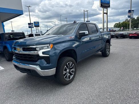 Used 2024 Chevrolet Silverado 1500 LT AWD/4WD image 1