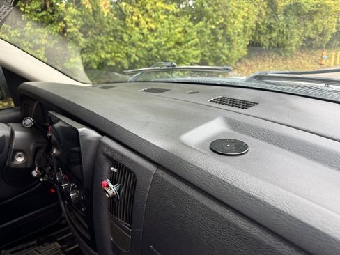 Used 2004 Dodge Ram 2500 Truck SLT w/ Trailer Tow Group image 9