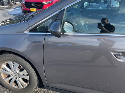 Used 2016 Honda Odyssey EX-L image 18