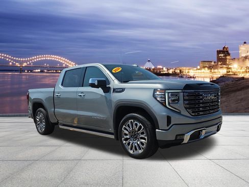 Used 2026 GMC Sierra 1500 Denali Ultimate AWD/4WD image 4