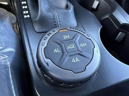 New 2025 Ford Bronco Badlands w/ Sasquatch Package image 15