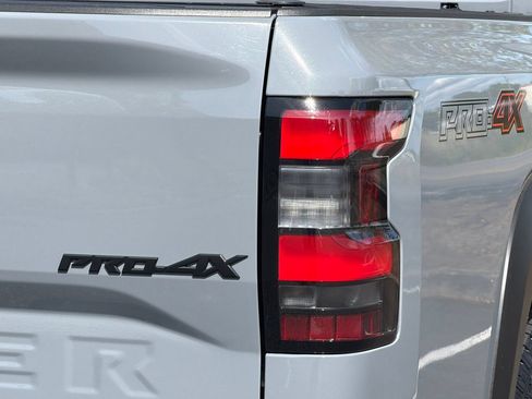 Used 2024 Nissan Frontier PRO-4X w/ Technology Package AWD/4WD image 26