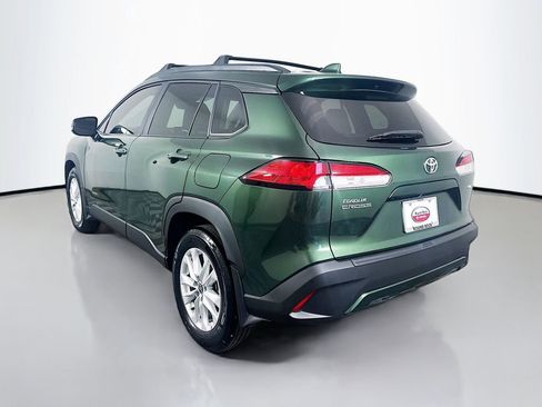 Used 2024 Toyota Corolla Cross LE image 7