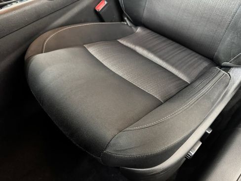 Used 2024 Nissan Altima 2.5 SV FWD image 15