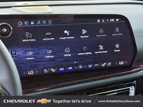 Used 2026 Chevrolet Traverse RS w/ LPO, Floor Liner Package AWD/4WD image 21
