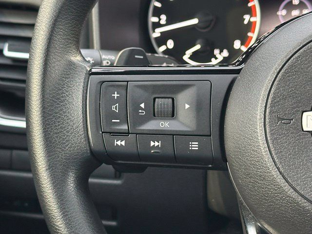Used 2023 Nissan Rogue SV AWD/4WD image 38