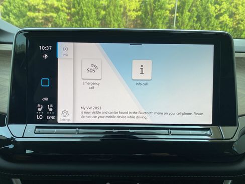 Used 2025 Volkswagen Atlas SE FWD image 25