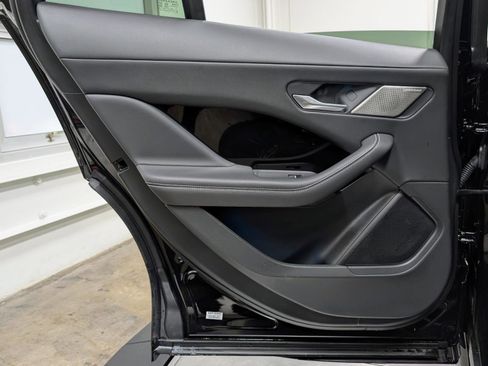 Used 2024 Jaguar I-PACE R-Dynamic HSE AWD/4WD image 18