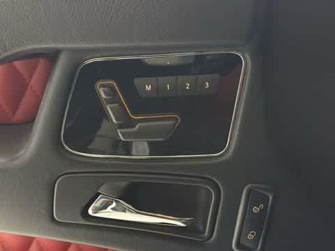 Used 2016 Mercedes-Benz G 63 AMG 4MATIC image 16