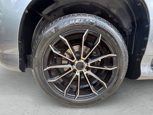 Used 2019 Lexus GX 460 Premium AWD/4WD image 29