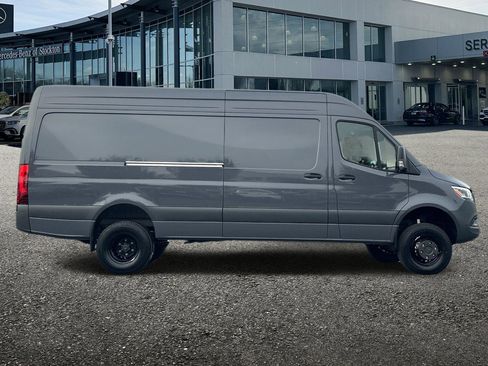 New 2026 Mercedes-Benz Sprinter 3500 image 3