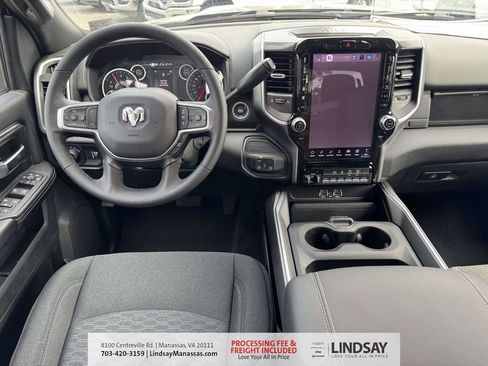 New 2026 RAM 2500 Big Horn AWD/4WD image 18