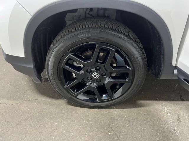 Used 2025 Honda Passport Black Edition image 31