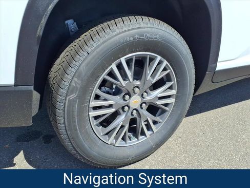 New 2026 Chevrolet Traverse LT w/ Driver Confidence Package FWD image 23