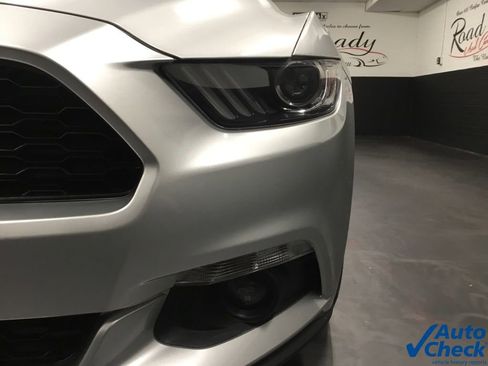 Used 2016 Ford Mustang Premium image 26