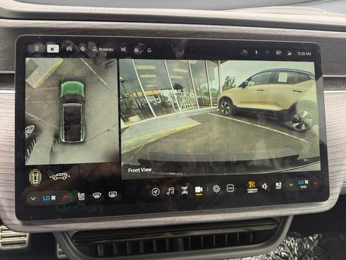Used 2023 Rivian R1S Adventure AWD/4WD image 16