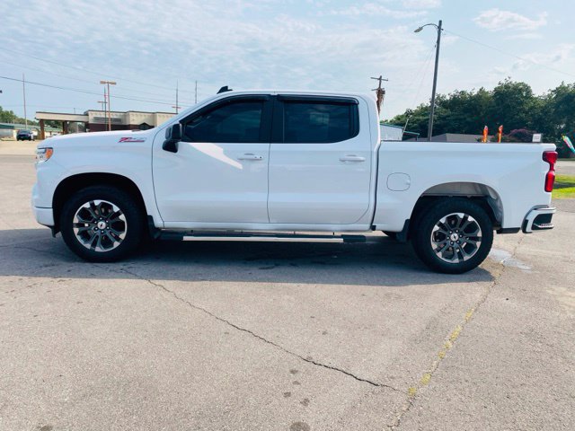 Used 2023 Chevrolet Silverado 1500 RST w/ Z71 Off-Road Package AWD/4WD image 2