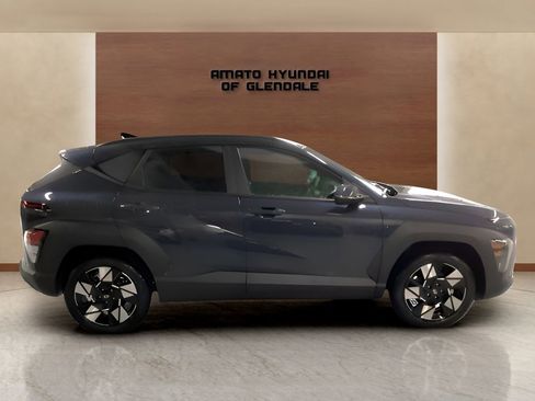 Used 2025 Hyundai Kona SEL FWD image 13