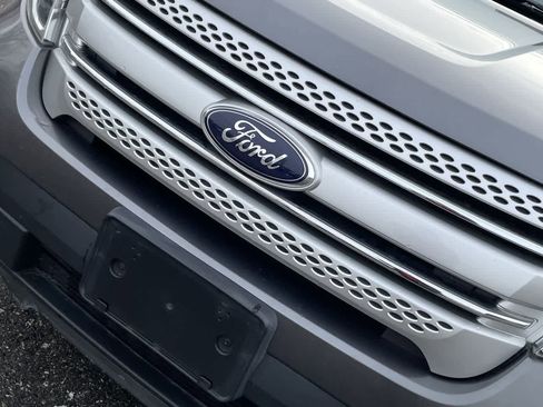 Used 2014 Ford Explorer XLT w/ Equipment Group 202A image 34