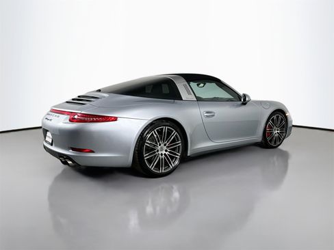 Used 2015 Porsche 911 Targa 4S image 7