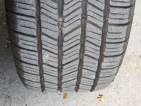 Used 2018 Chevrolet Tahoe LT w/ Luxury Package image 19