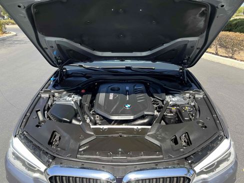 Used 2017 BMW 540i xDrive AWD/4WD image 24
