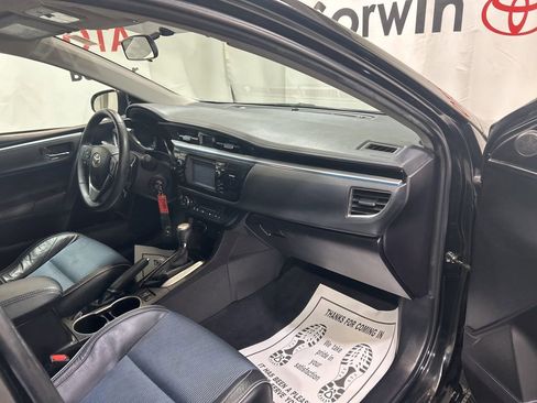 Used 2015 Toyota Corolla S image 12