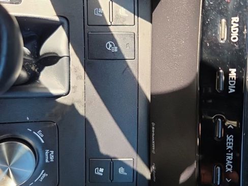 Used 2022 Lexus IS 300 w/ Premium Package RWD image 7