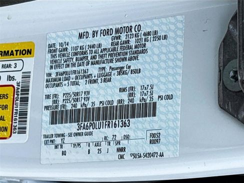 Used 2015 Ford Fusion SE w/ Equipment Group 502A FWD image 32