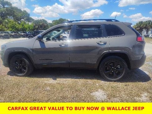 Used 2023 Jeep Cherokee Altitude Lux w/ Lux Elite Package AWD/4WD image 11