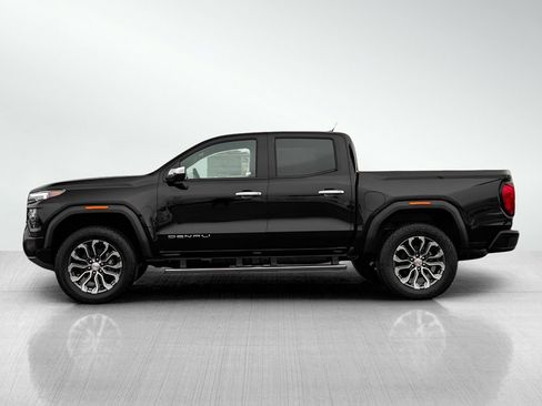 New 2026 GMC Canyon Denali image 4