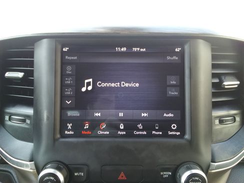 Used 2019 RAM 1500 Laramie image 23