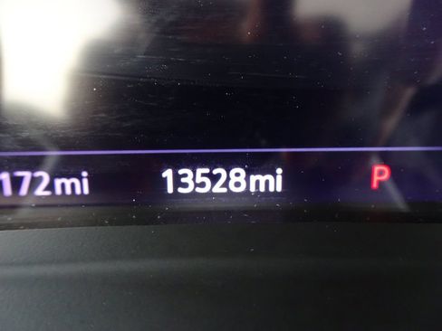 Used 2023 Buick Envision Essence w/ Sport Touring Package FWD image 23