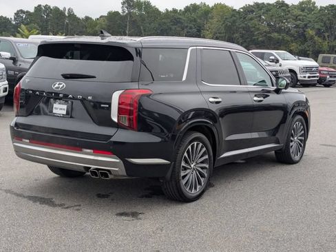 Used 2025 Hyundai Palisade Calligraphy AWD/4WD image 3
