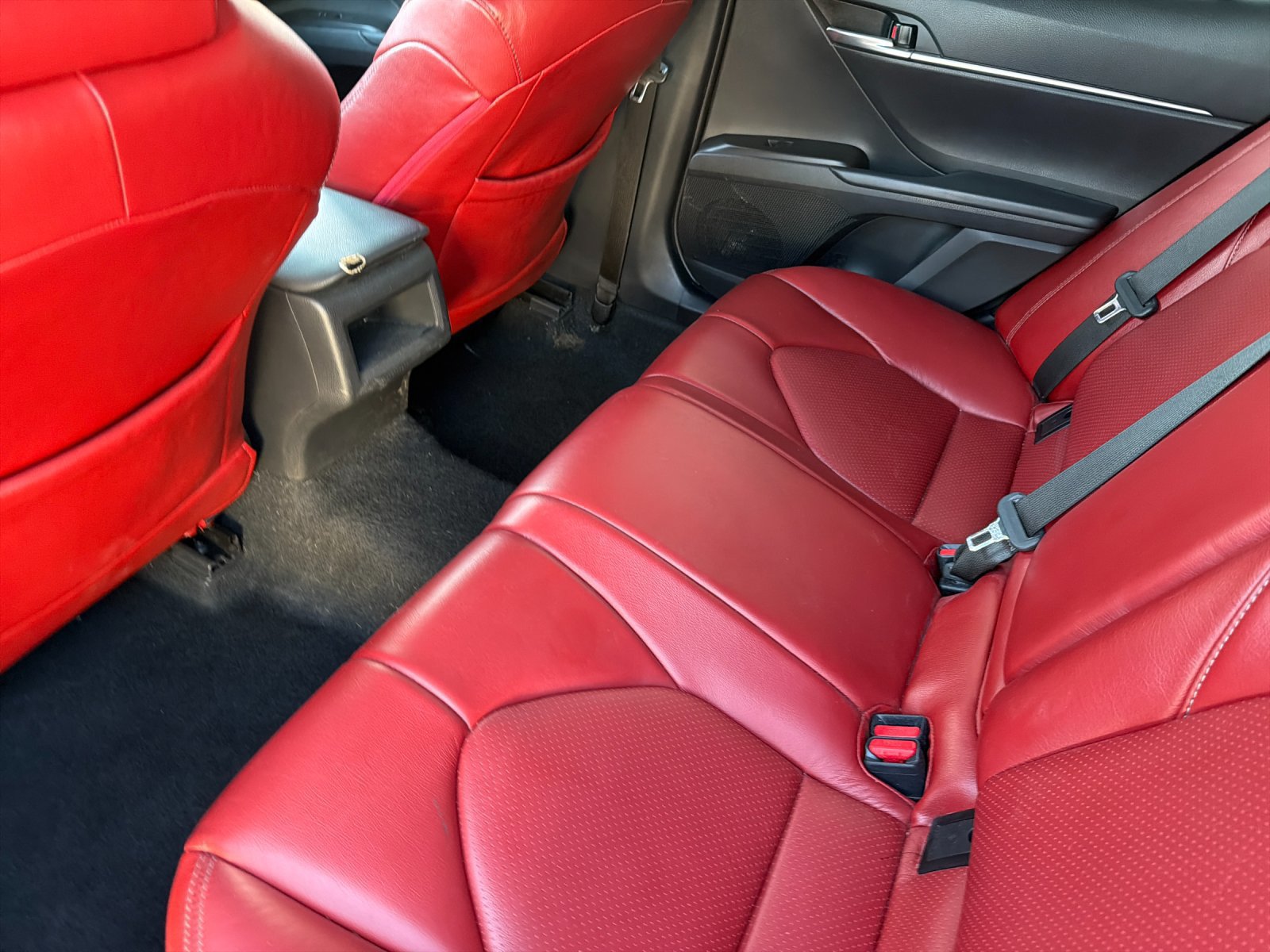 Used 2024 Toyota Camry SE w/ Convenience Package FWD image 11