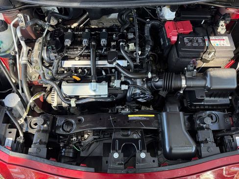 Used 2025 Nissan Versa SV FWD image 29