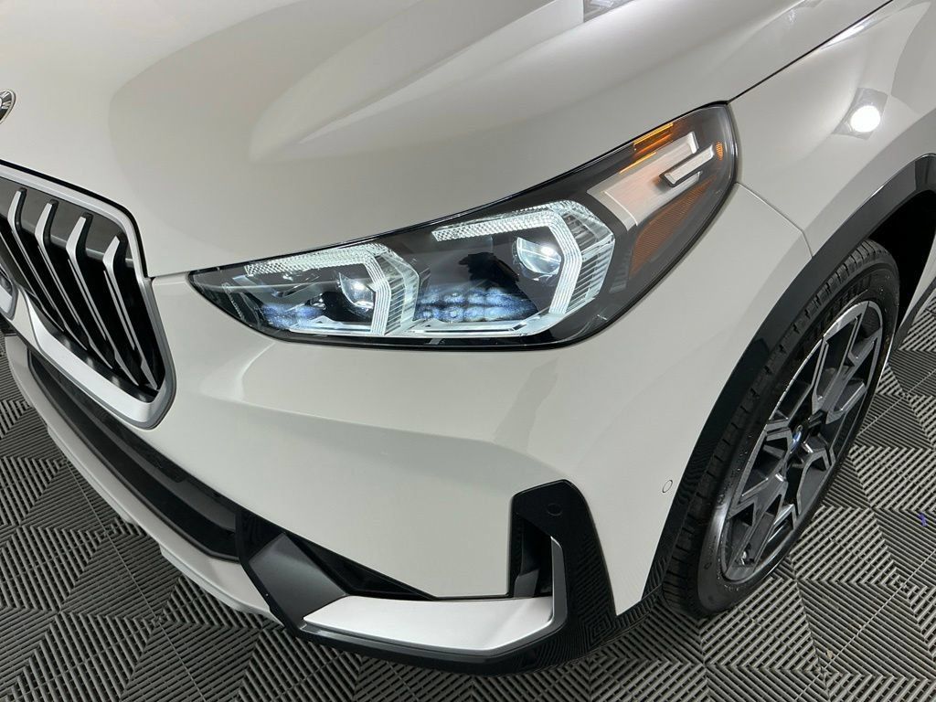 Certified 2023 BMW X1 xDrive28i w/ Convenience Package AWD/4WD image 8
