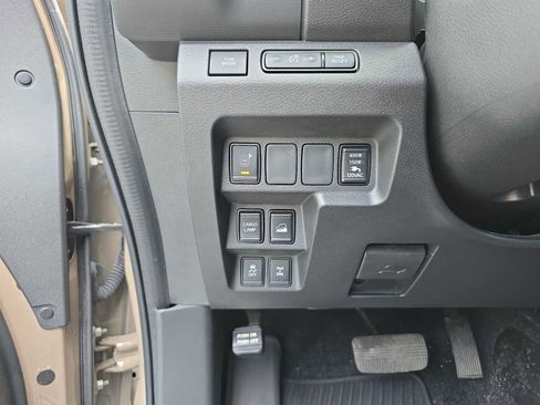 Used 2023 Nissan Frontier PRO-4X w/ Pro Convenience Package image 25