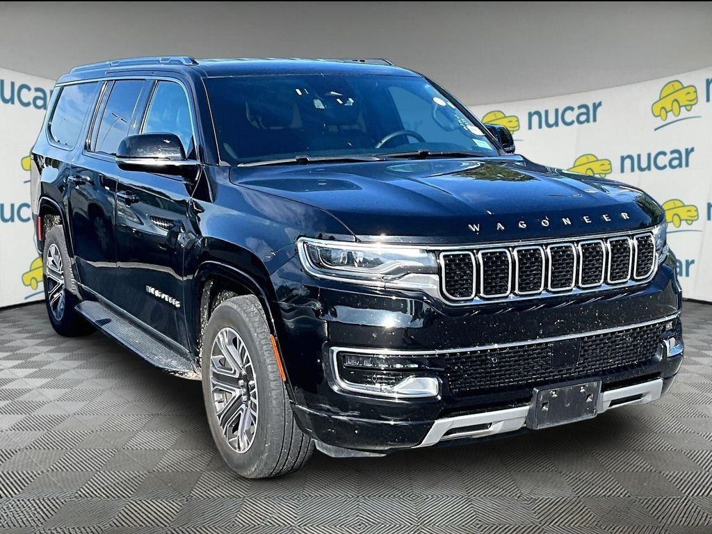 Used 2024 Jeep Wagoneer L Series II w/ Flexible Seating Group AWD/4WD image 1