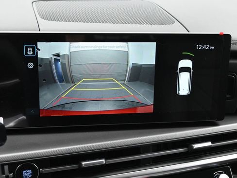 Used 2025 Hyundai Santa Fe XRT image 17