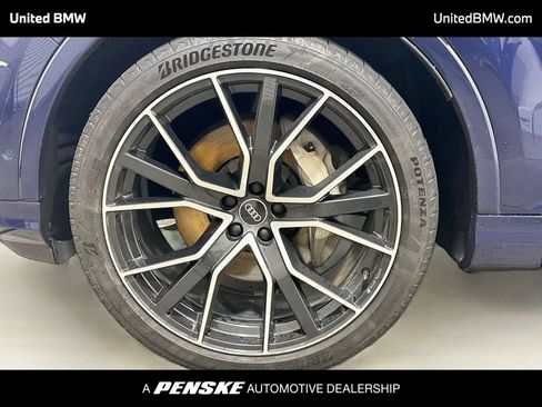 Used 2022 Audi Q7 3.0T Prestige AWD/4WD image 2